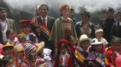 Spisovatel Llosa vyhrál, literární Nobelovka míří do Peru