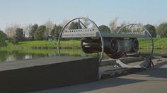 Na festivalu rychlosti bodovalo elektrické auto. Umí zaparkovat vzhůru nohama