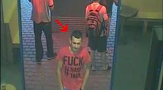 VIDEO: Kluk se chtěl kamarádit, tři frajeři ho brutálně zbili