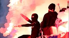 Hrůza v Belgii. Fotbalistovi bouchla v ruce petarda, přišel o několik prstů