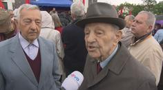 Milouši, děkujeme! píšou komunisté. Schytali to za srovnání s Havlem