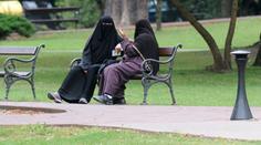 O šátky vůbec nešlo, muslimka odmítla ukázat doklady!