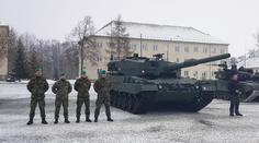 Armáda převzala první tank Leopard. Další dostane příští rok