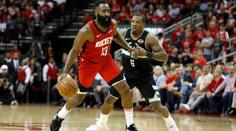Harden řádil a Rockets vyhráli nad Clippers, raduje se i LeBron James