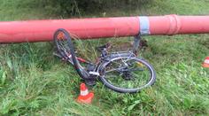 Ranní tragédie v Třinci: Auto srazilo 62letého cyklistu, ten na místě zemřel