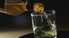 VÍKEND: Alkohol pod mikroskopem