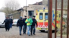 30 policejních vozů zasahovalo u nepovolené technoparty v Praze. Došlo na potyčky a zranění! VIDEO