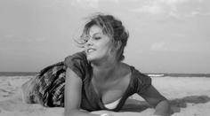 Zemřela herecká ikona Claudia Cardinalová. Hvězda Hollywoodu zářila v desítkách filmů