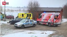 Policista chtěl zachránit tonoucího mladíka, led se propadl i pod ním