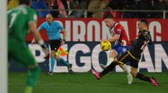 Girona zvládla dohrávku s Vallecanem, v tabulce znovu přeskočila Barcelonu