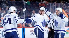 Kaše zpečetil výhru Toronta stým bodem v NHL, brankář Vejmelka byl opět střídán