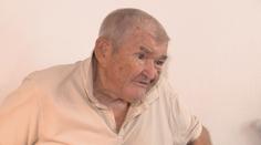 Stanislav (88) si sám nedojde ani na WC. Dostává 4 900 Kč, víc peněz mu úřad zamítl