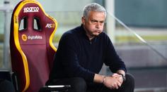 Mourinho za blikanec dostal stopku. Odkopl míč a tohle řval na rozhodčího