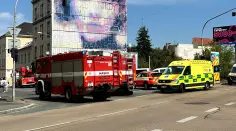 Ženu na přechodu srazil náklaďák. Fatální nehodu neměla šanci přežít