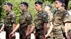 Kvůli podezřelé smrti atentátníka zatkli nejspíš i českého generála!