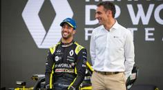 Neměl se sázet! Bývalý šéf stáje F1 musel kvůli svému jezdci na tetování