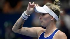 Vítězka Wimbledonu ukázala sexy křivky v plavkách, po sezoně relaxuje v exotice