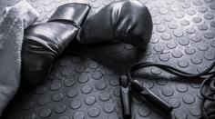 Tragická smrt mladého talentu. Boxer se snažil bránit sestru, byl zabit mačetou