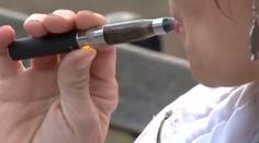 E-cigarety už měly zabít šestého Američana! Úřady zvažují zákaz