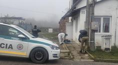 Hororový útok na Slovensku: Malé dítě někdo bodnul nožem do hlavy, je na útěku