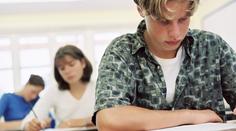 Maturita z matiky byla extrémně těžká, zoufají si studenti. Sepsali petici