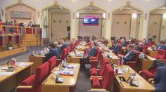 Dohoda nikde. Pražané na nové vedení magistrátu čekají nejdéle v historii města