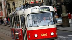 Česku chybí řidiči MHD! Firmy nabízejí spoustu výhod. PŘEHLED