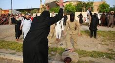 Brutální popravy ISIS: Vrahům rozbili lebky betonovou cihlou