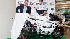 Jezdec MotoGP Karel Abraham odhalil novou motorku na sezonu
