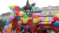 Sňatky homosexuálů chce většina Čechů. Je to i téma Prague Pride