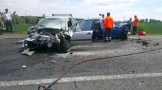 U Velvar na Mělnicku je po nehodě uzavřena silnice