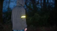 Pokuty i upozornění. Policie kontroluje nošení reflexních prvků