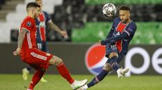 Obhájce Bayern končí! PSG stačila k postupu i prohra, dál jde i Chelsea