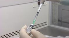 Šestá dávka vakcíny Pfizeru a BioNTech omezila dodávky