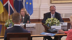 Oči v sloup i nezájem. Kamery odhalily detaily ze setkání v Bílém domě