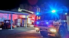 Plameny zničily kotelnu na jihu Čech, propadla se střecha, škoda je milionová