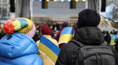 STEM: Češi fandí Ukrajině a schvalují sankce, Rusku věří jen málokdo