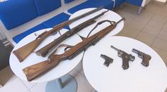 Lidé využívají zbraňové amnestie. Policisté jsou z nálezů v šoku