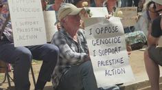 Britská policie zatýkala při protestu proti zákazu organizace Palestine Action