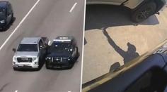 VIDEO: Jako z Kobry 11: Policistka za jízdy přelézala do neovladatelného auta