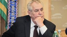 Zeman je ve Varech. Poprvé ho krajem provází hejtmanka