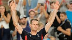 Smutný konec kariéry. Murray opouštěl kurt v slzách, další medaili z OH nezíská