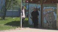 Škola v Bílině si kvůli šikaně najala ochranku. Situaci chce osobně posoudit i Gazdík