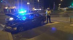 Zfetovaný řidič ujížděl policistům. Po jeho havárii použili taser