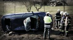 Řidička nedala přednost a smetla rodinu na kolech! 6 zraněných 