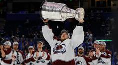 Vychytal Stanley Cup, ale musí z kola ven. Francouzův rival hledá nový tým