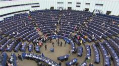 Nejvlivnějším europoslancem je Charanzová. SPD v průzkumu propadla