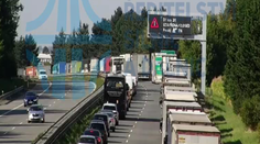 VIDEO: Hromadná nehoda na D1. Náraz zachytila kamera