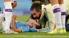 Děsivá srážka! Gólman City sestřelil spoluhráče, ten skončil v nemocnici