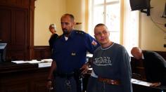 Sadistický pedofil znovu před soudem kvůli znásilnění kamarádky